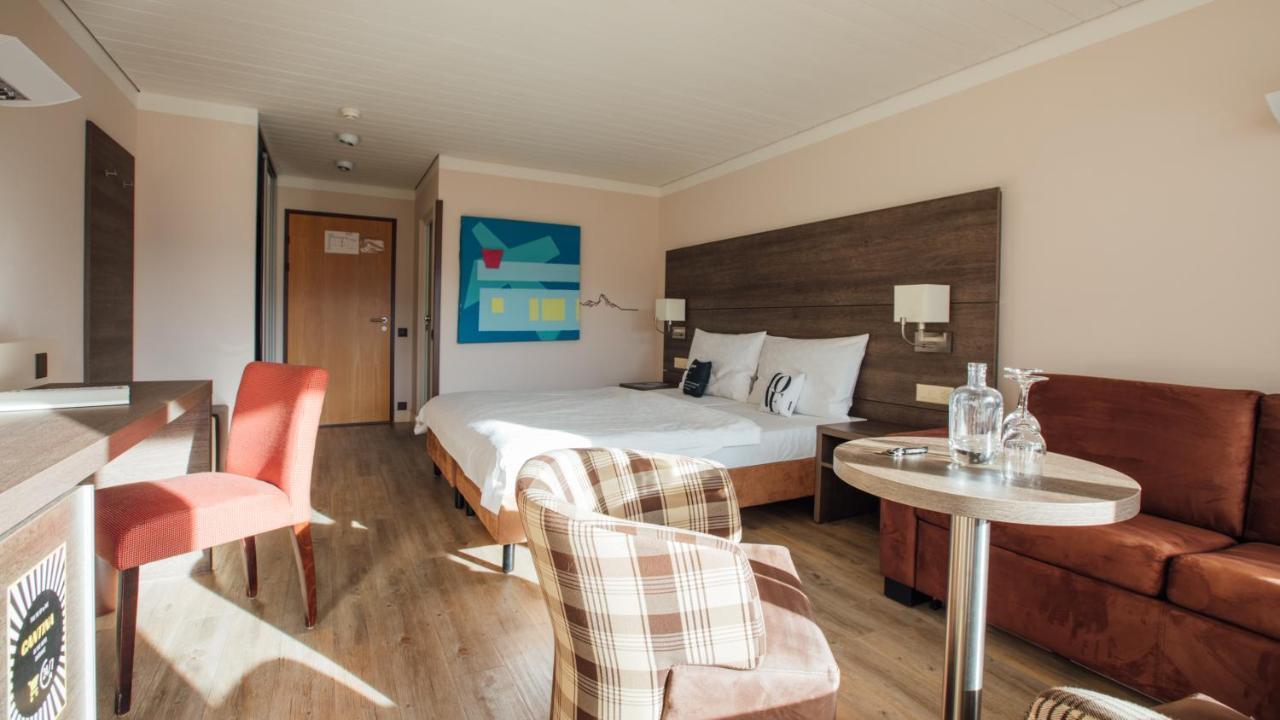 The Sun&Soul Panorama Pop-Up Hotel Solsana Saanen Esterno foto